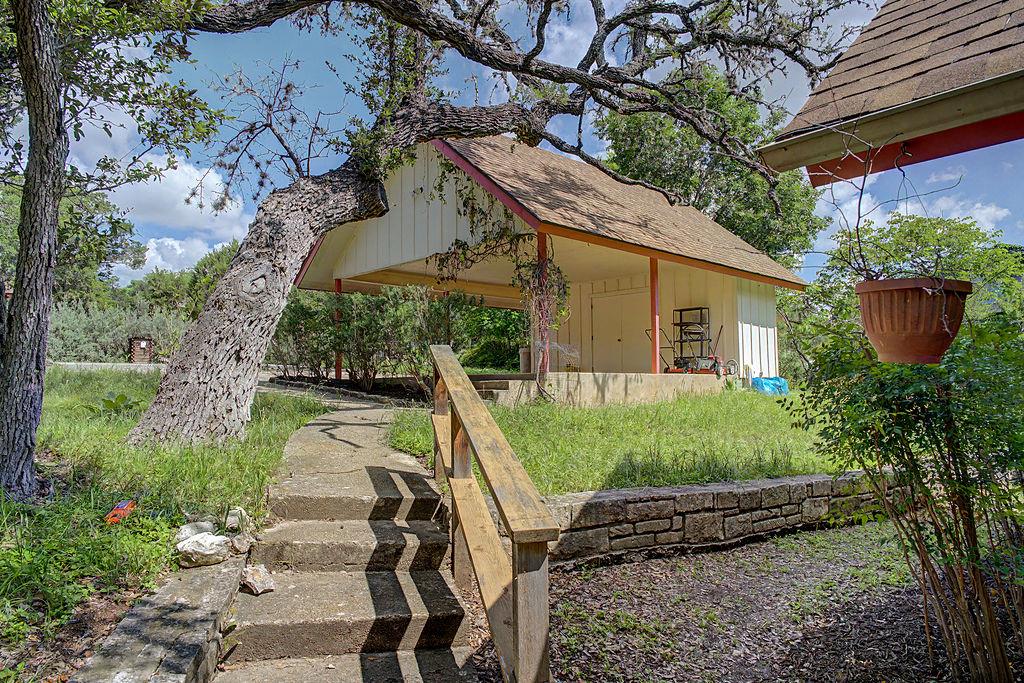 25 Shady Grove Lane Wimberley TX 78676
