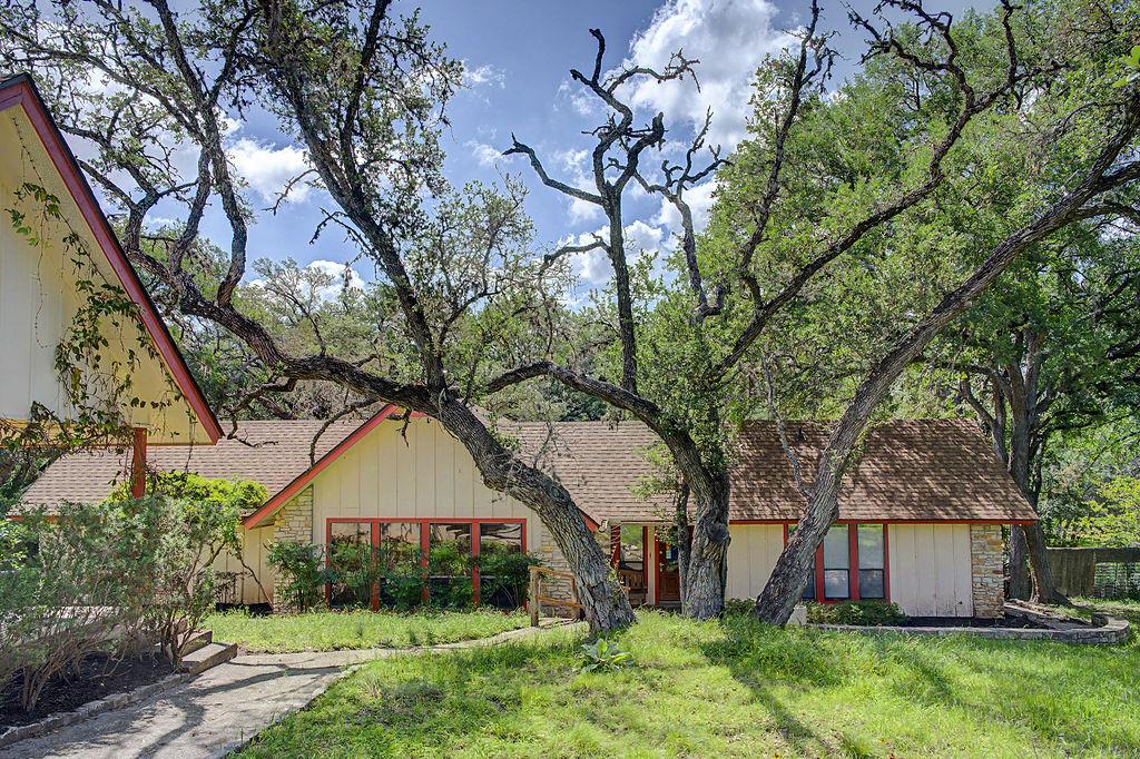 25 Shady Grove Lane Wimberley TX 78676