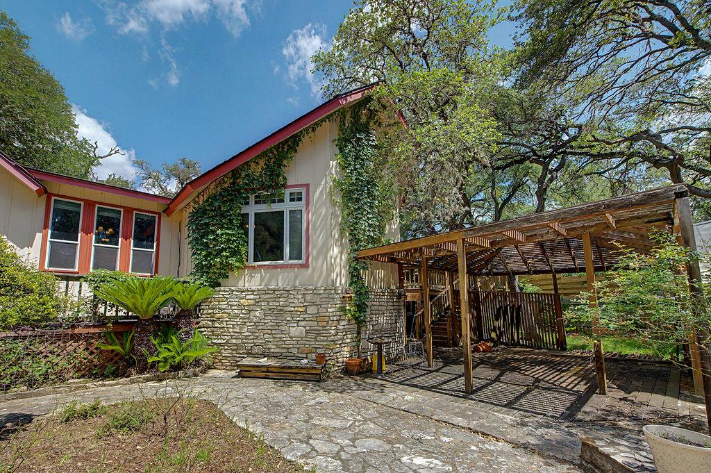 25 Shady Grove Lane Wimberley TX 78676