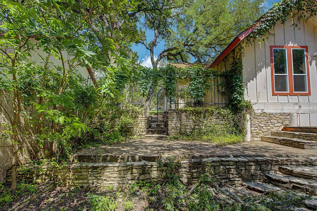 25 Shady Grove Lane Wimberley TX 78676
