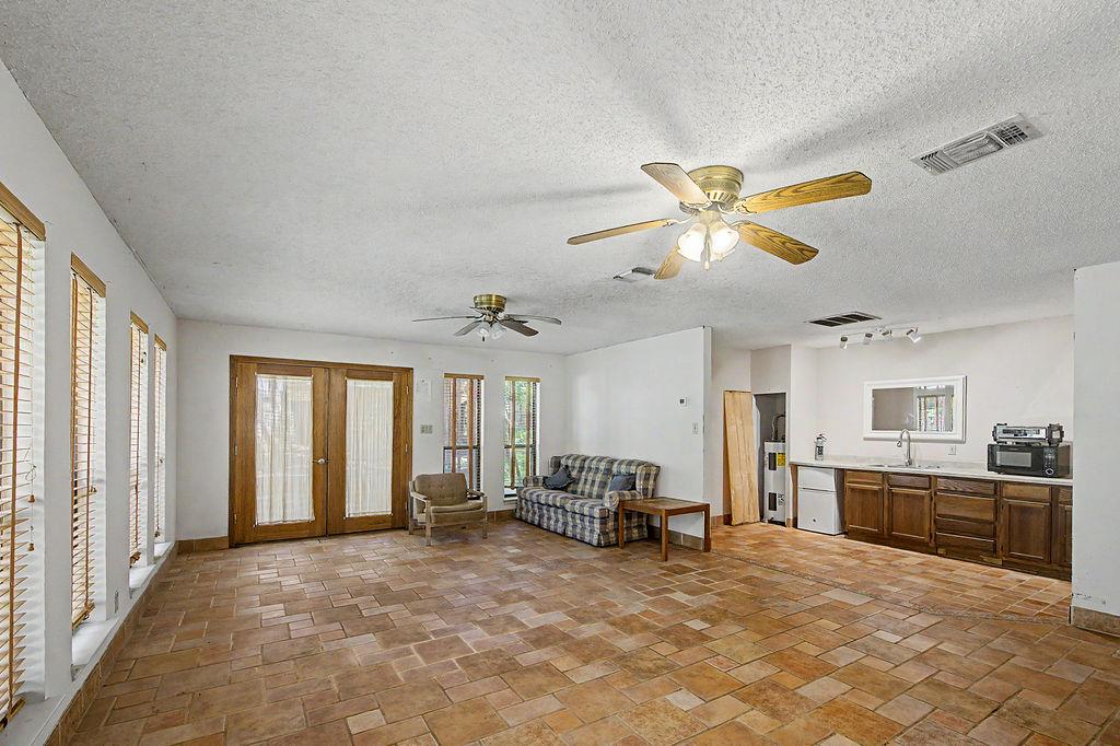 25 Shady Grove Lane Wimberley TX 78676