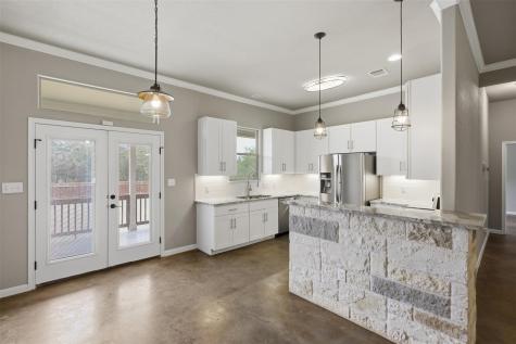 182 Waipahoehoe Drive Bastrop TX 78602