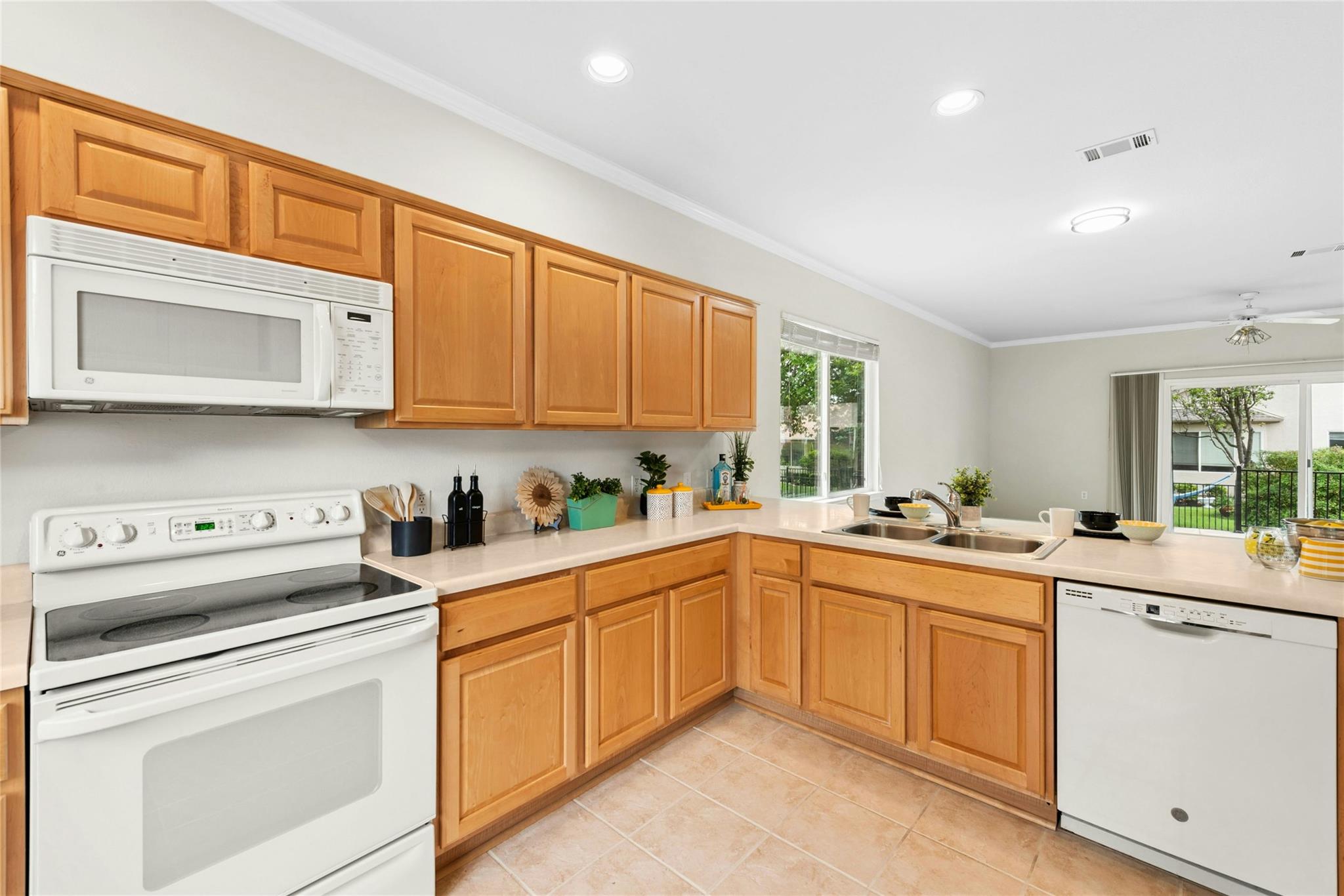 402 Colorado River Road Georgetown TX 78633