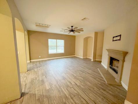 231 Kerley Drive Hutto TX 78634