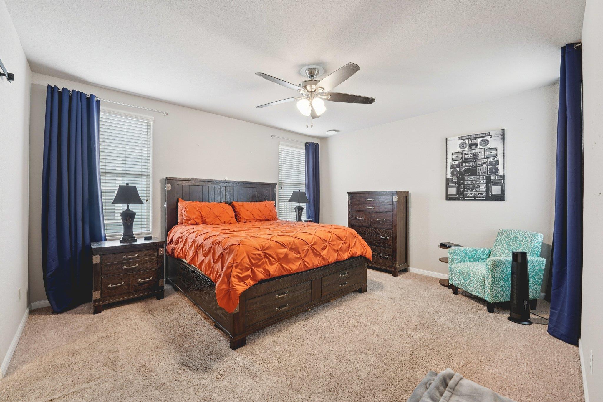 1048 Sanders Kyle TX 78640