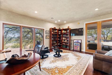 2910 Fall Creek Road Spicewood TX 78669