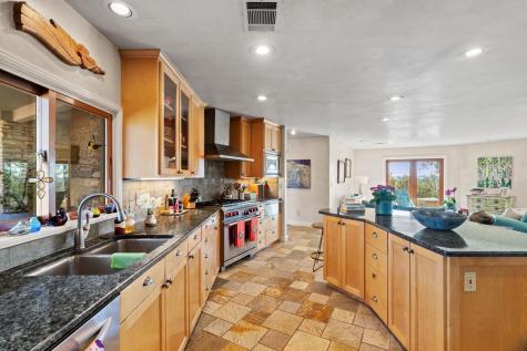 2910 Fall Creek Road Spicewood TX 78669