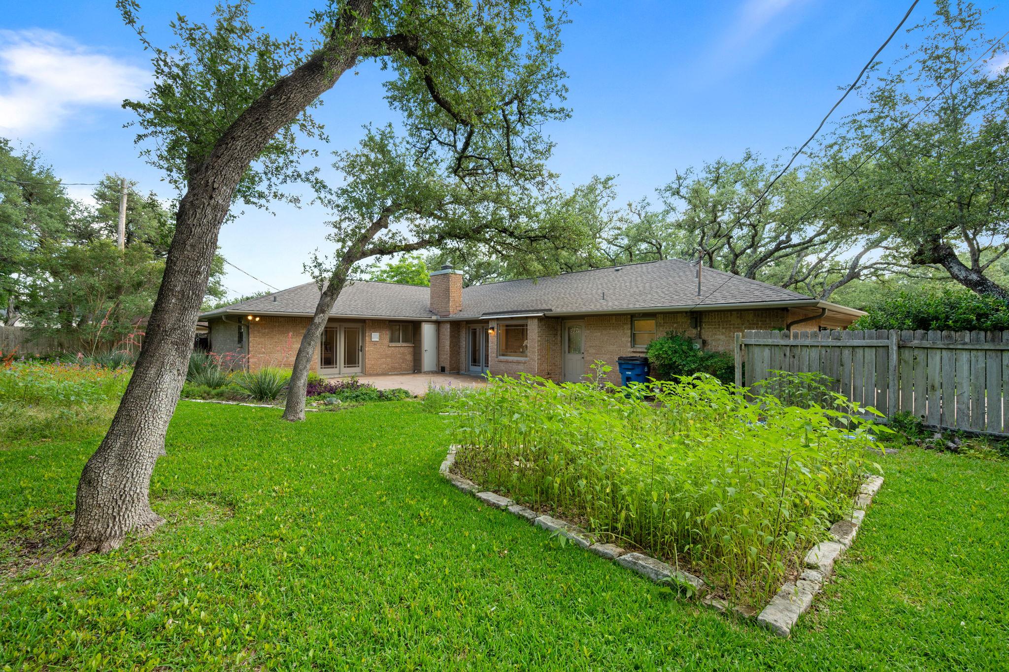 11924 Brookwood Circle Austin TX 78750