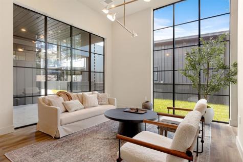 4414 Banister Lane Austin TX 78745