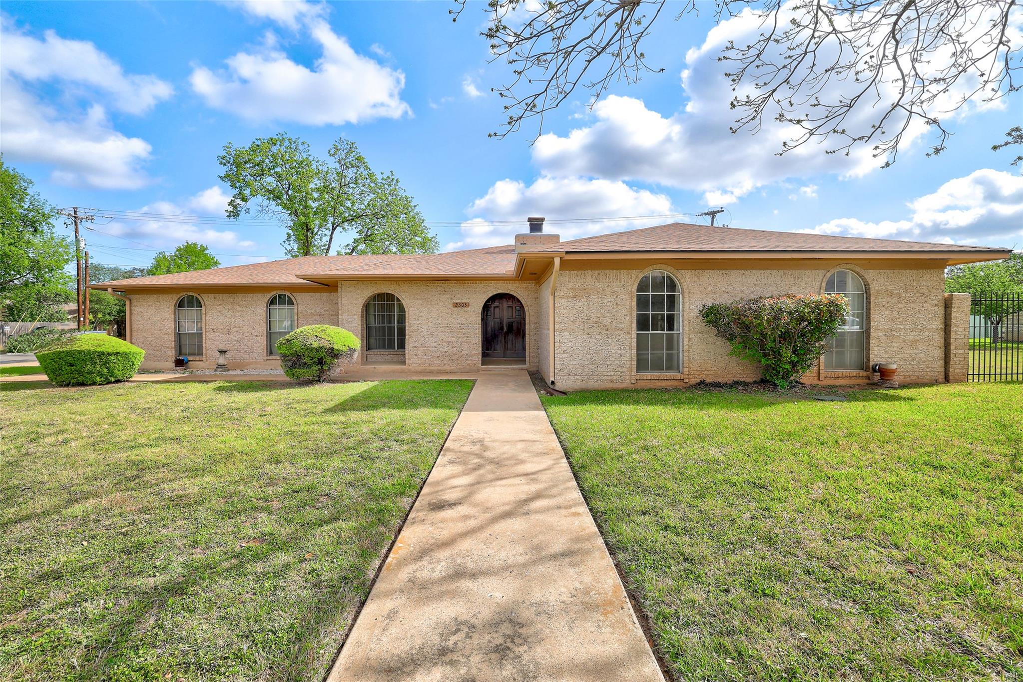 2303 Dawn Drive Georgetown TX 78628