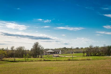 3370 Pettytown Road Dale TX 78616