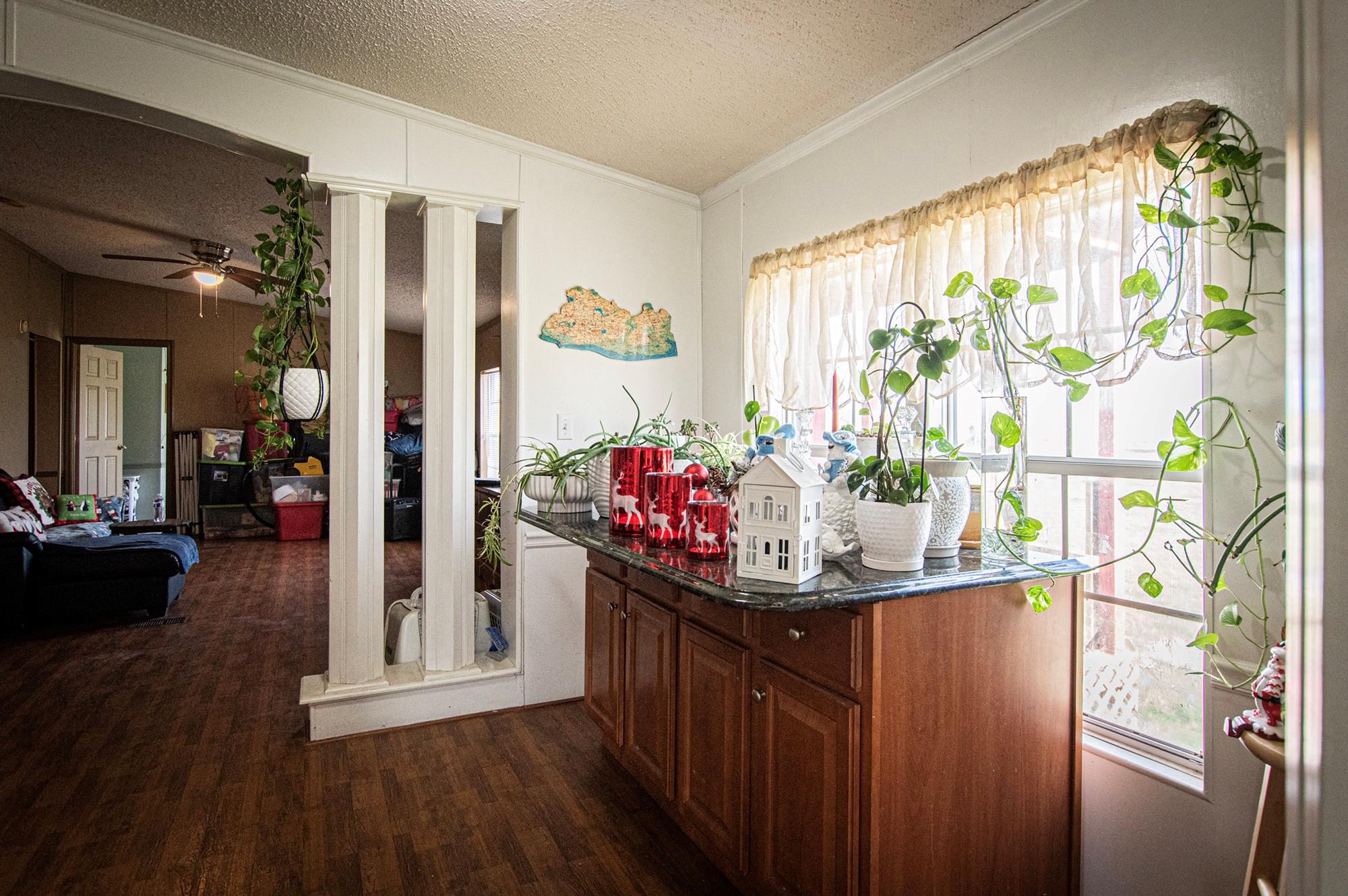 3370 Pettytown Road Dale TX 78616
