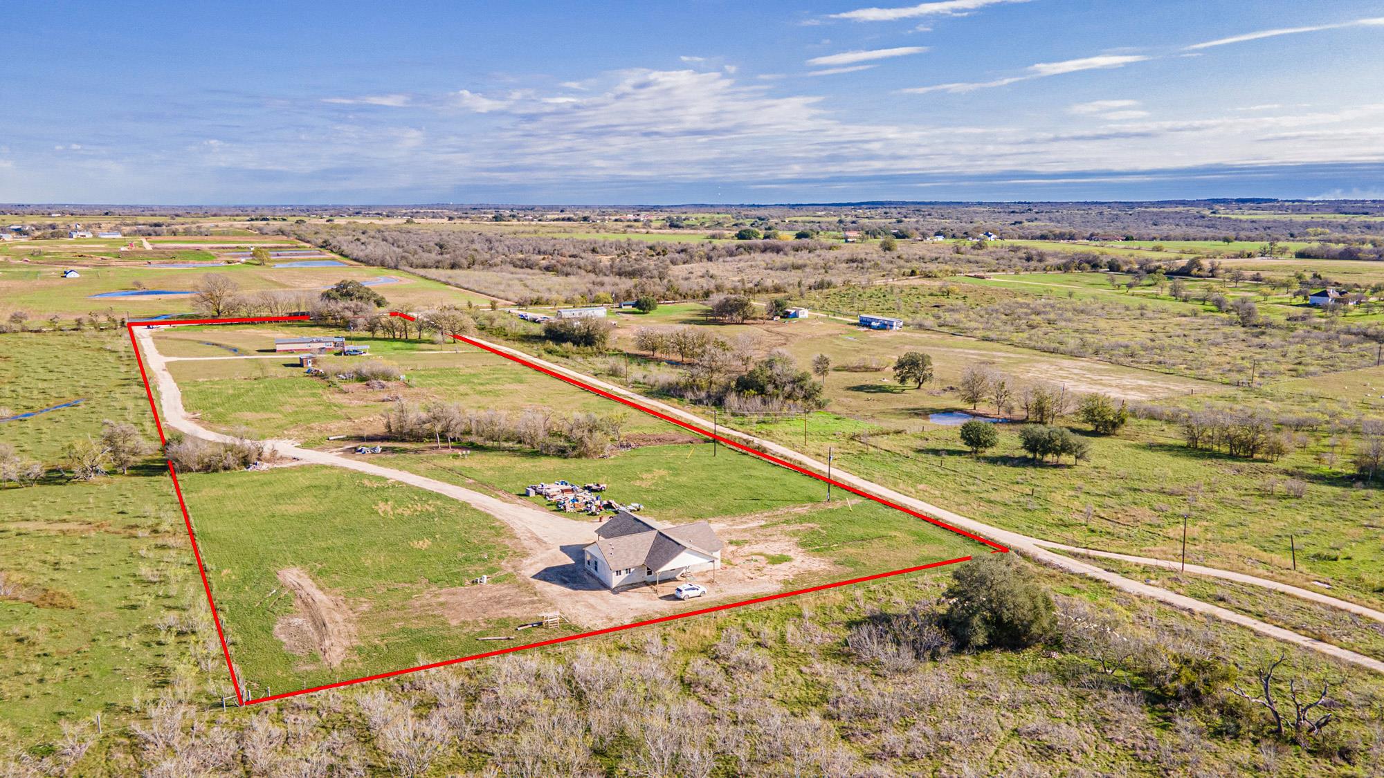 3370 Pettytown Road Dale TX 78616