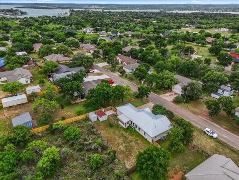 128 W Persimmon Drive Granite Shoals TX 78654