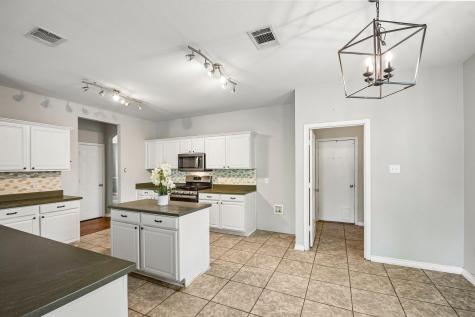 123 Cowboy Cove Kyle TX 78640