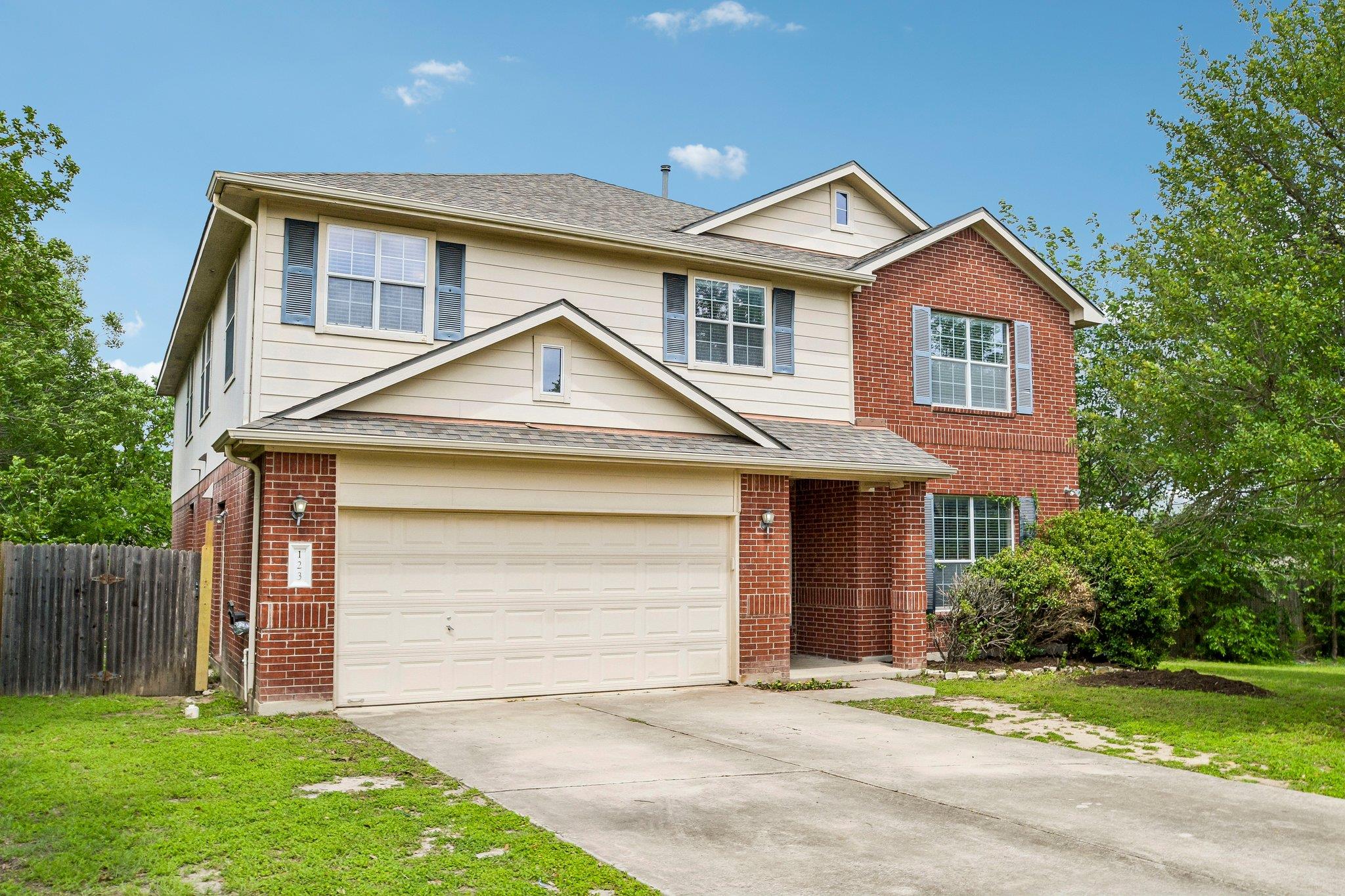 123 Cowboy Cove Kyle TX 78640