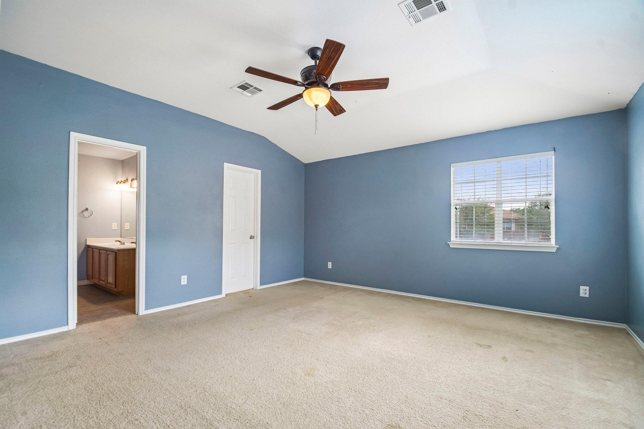 123 Cowboy Cove Kyle TX 78640