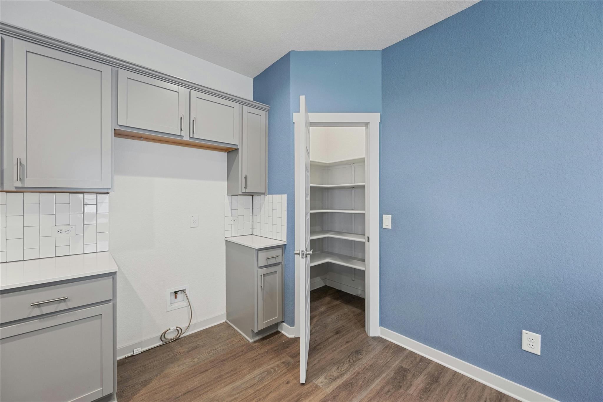 141 Parryi Cove Leander TX 78641
