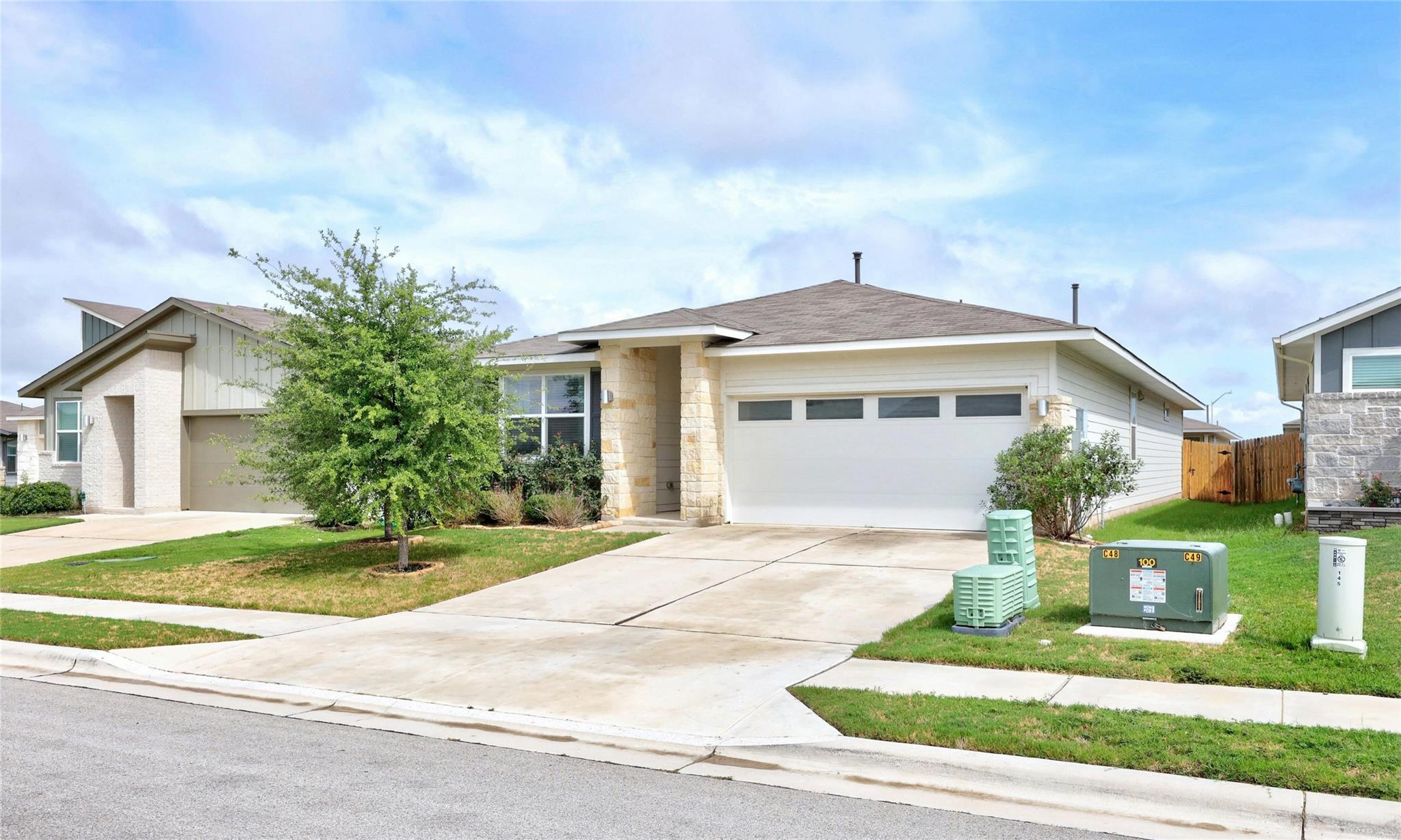 141 Parryi Cove Leander TX 78641