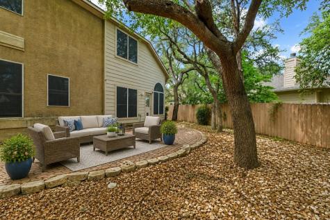6 Muirfield Greens Cove Lakeway TX 78738