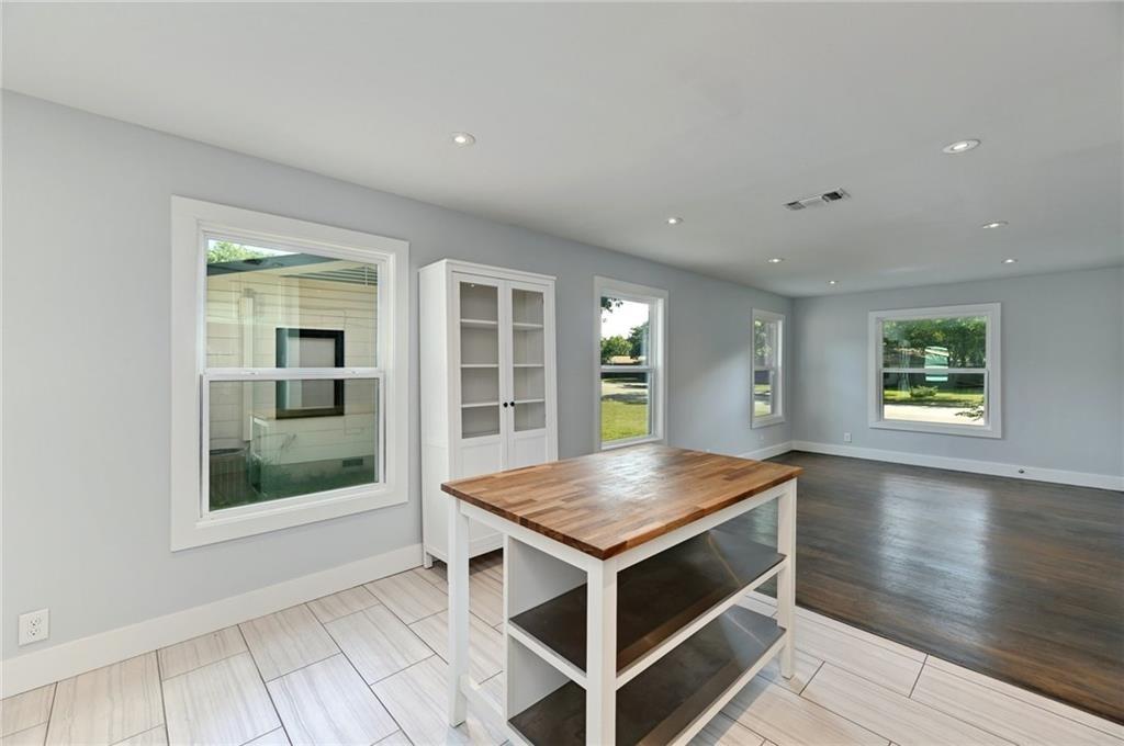 8318 Burrell Drive Austin TX 78757