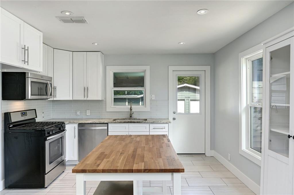8318 Burrell Drive Austin TX 78757