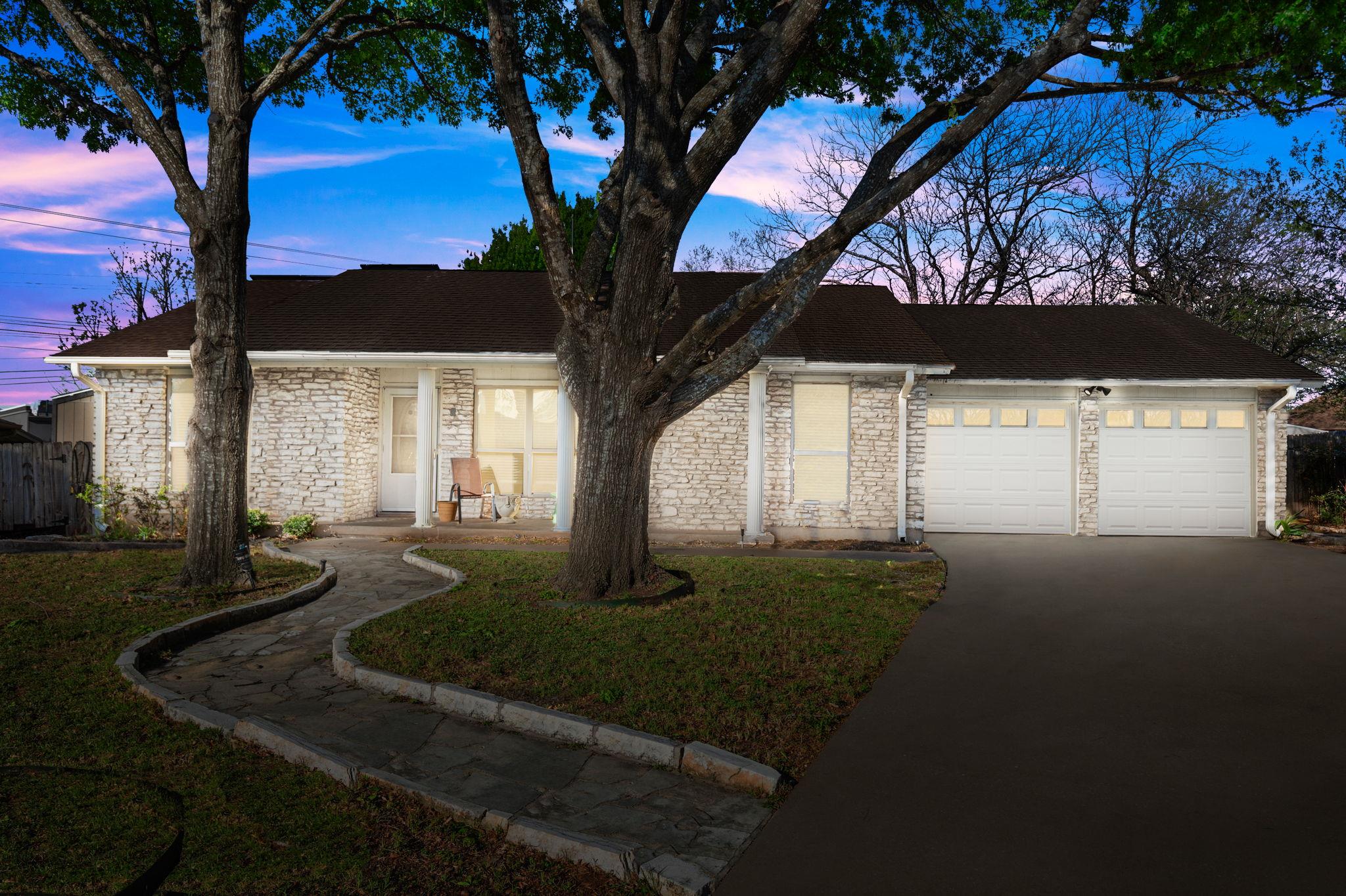 8102 Furness Cove Austin TX 78753