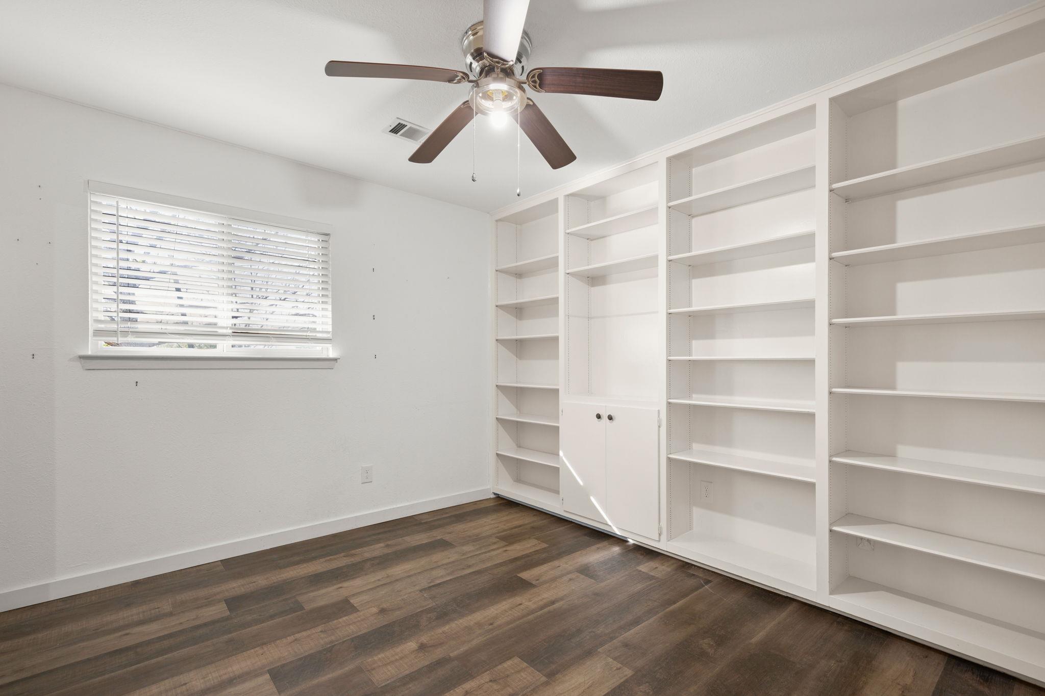 8102 Furness Cove Austin TX 78753
