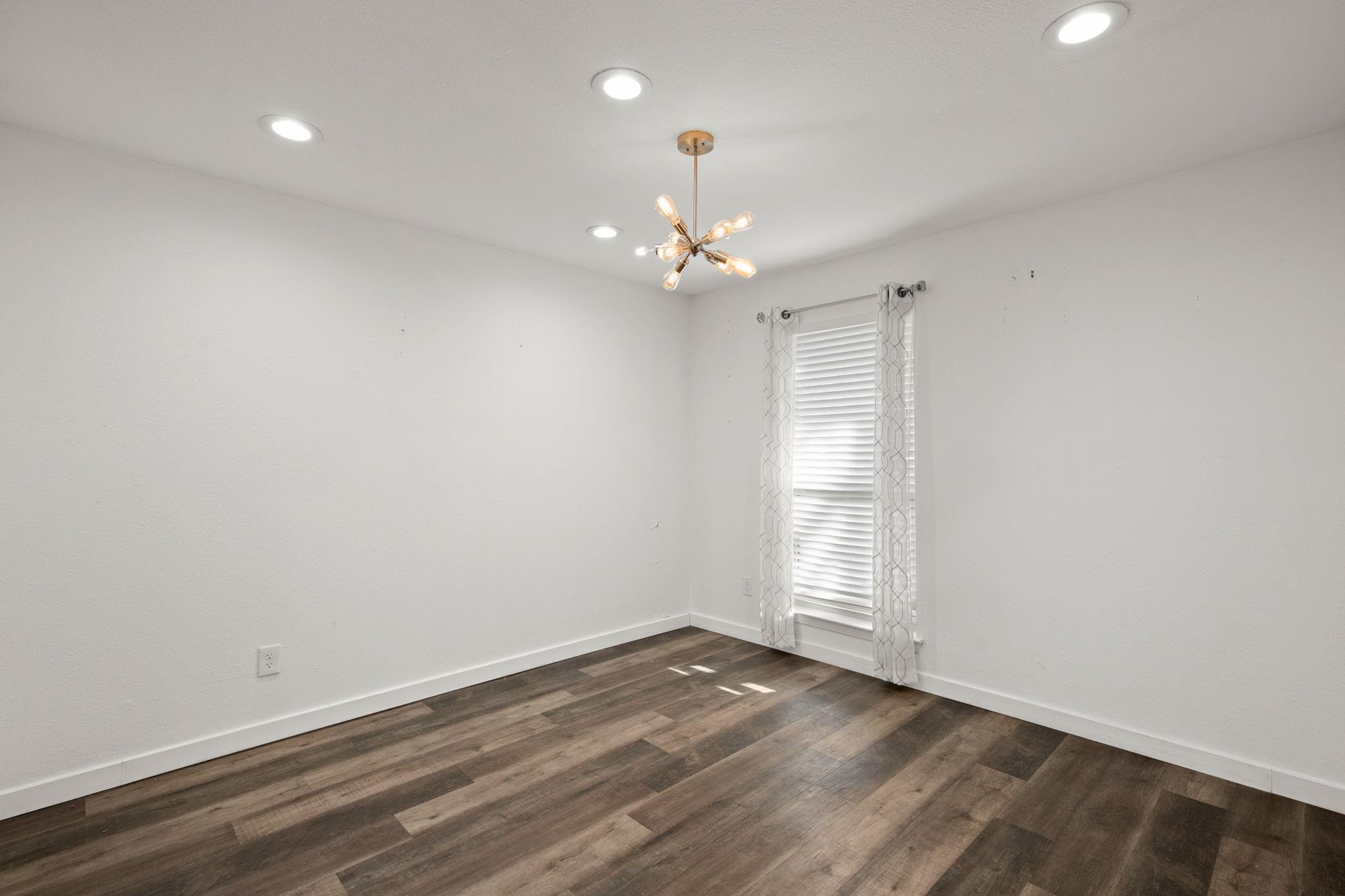 8102 Furness Cove Austin TX 78753
