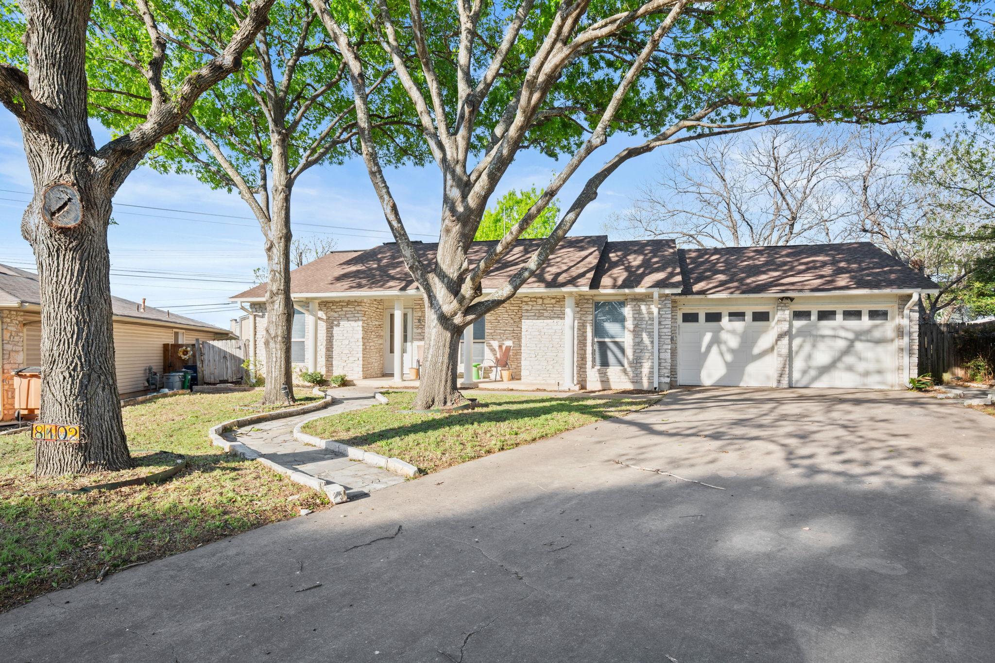 8102 Furness Cove Austin TX 78753