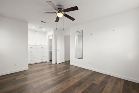 8102 Furness Cove Austin TX 78753