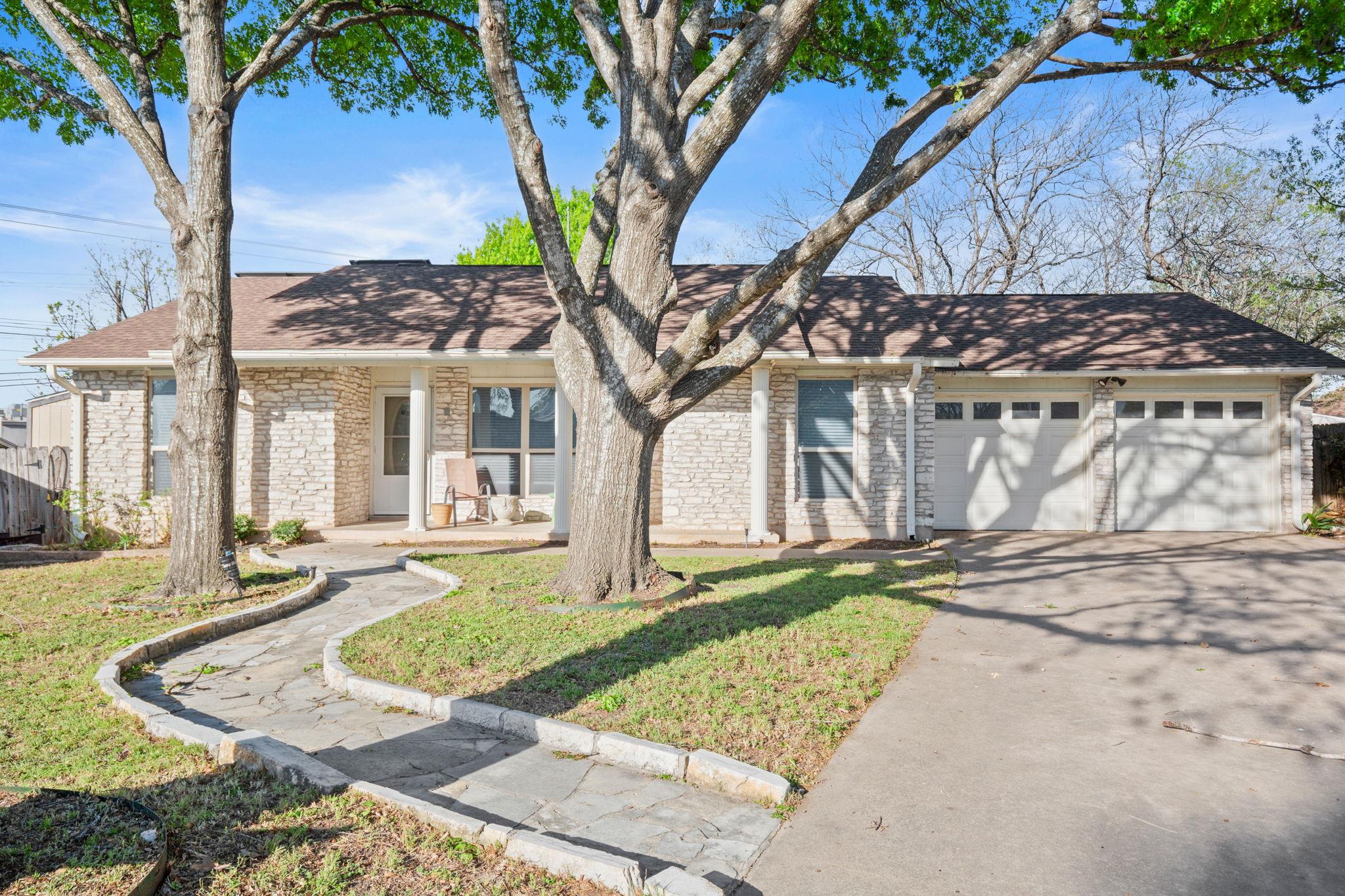 8102 Furness Cove Austin TX 78753