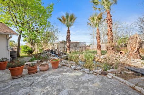8102 Furness Cove Austin TX 78753