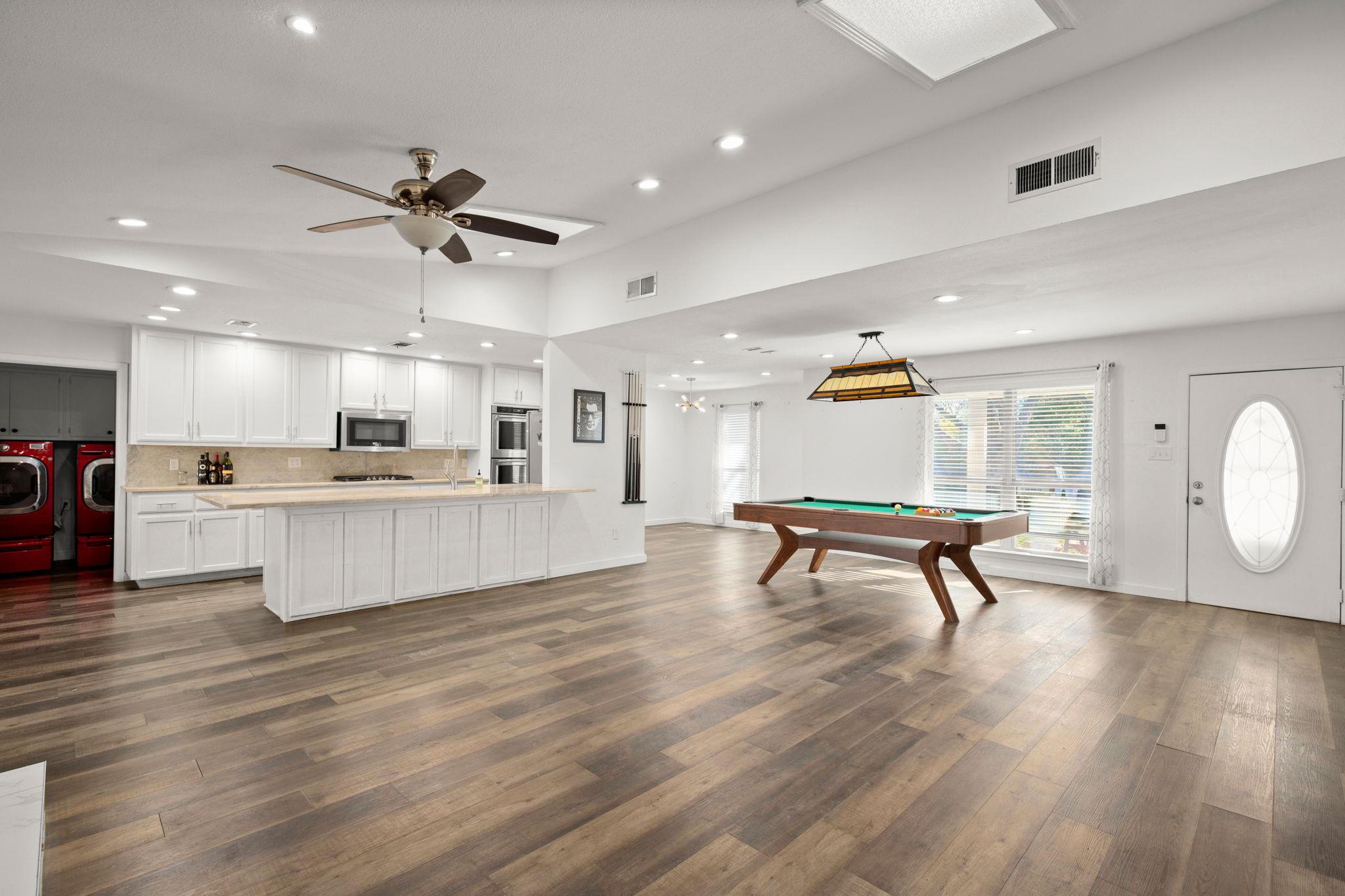 8102 Furness Cove Austin TX 78753