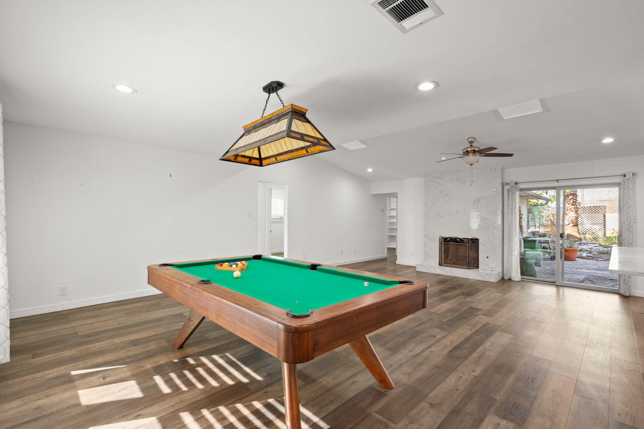 8102 Furness Cove Austin TX 78753