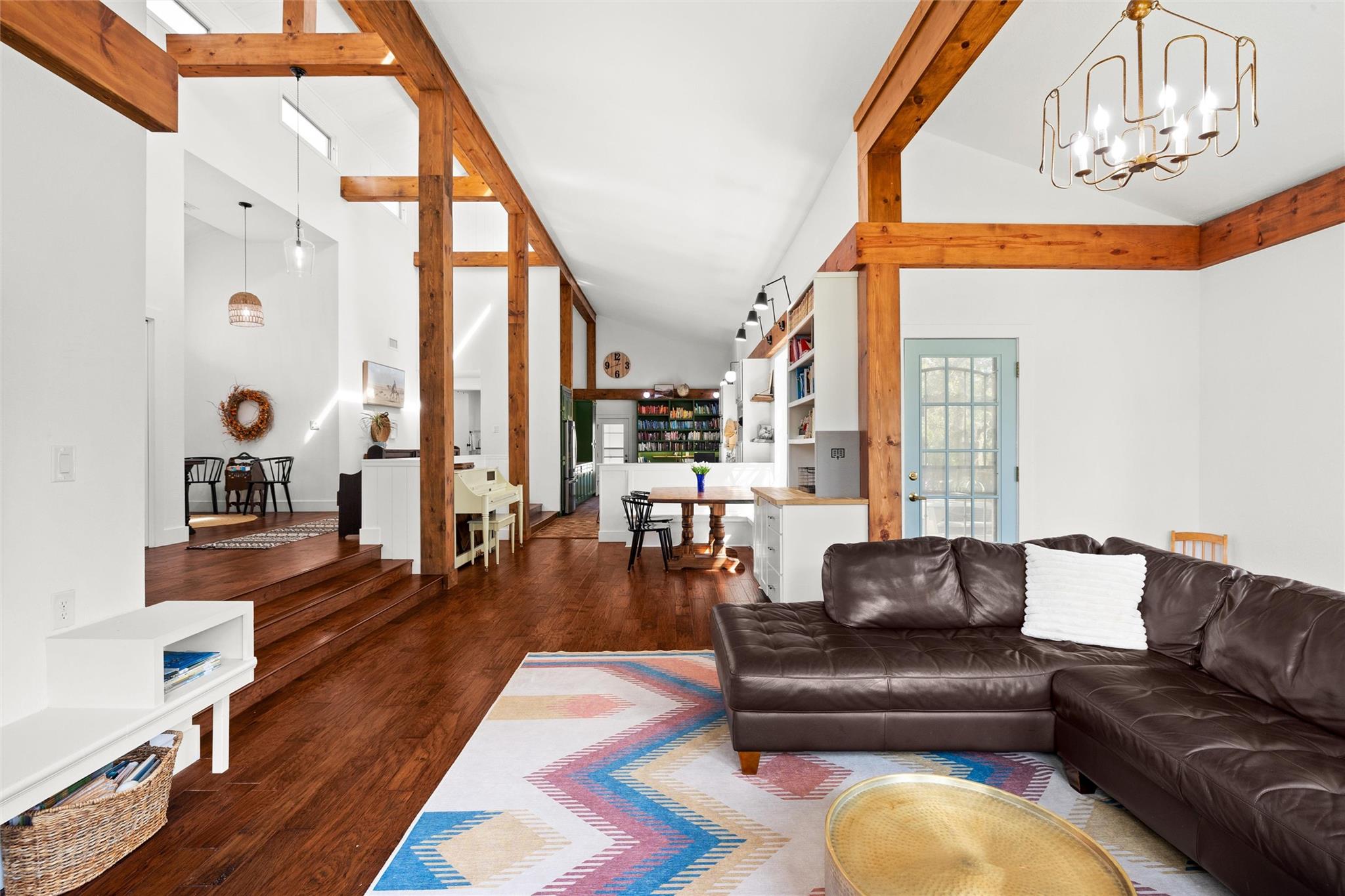 16201 Westview Trail Austin TX 78737