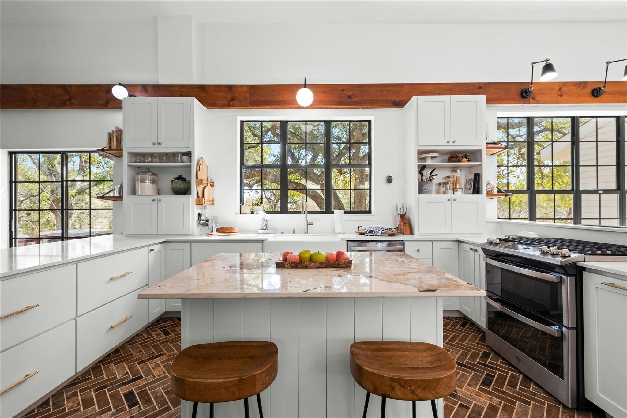 16201 Westview Trail Austin TX 78737