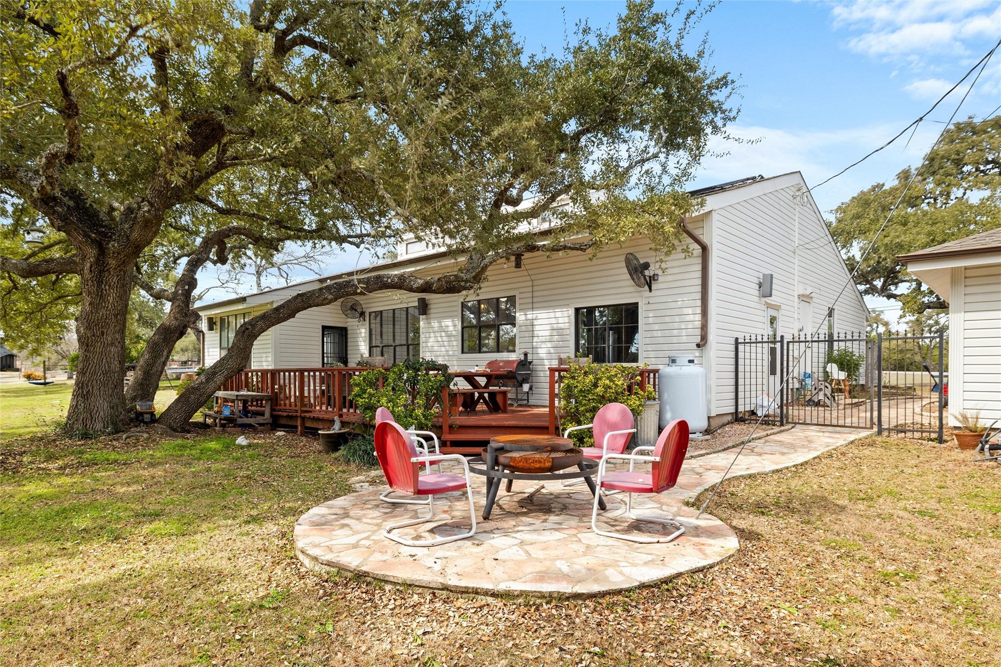 16201 Westview Trail Austin TX 78737