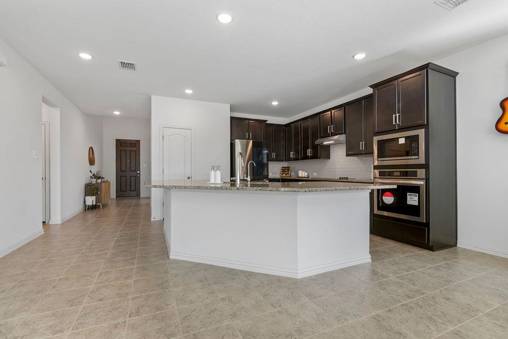 631 Breeze Hollow Lane Georgetown TX 78628