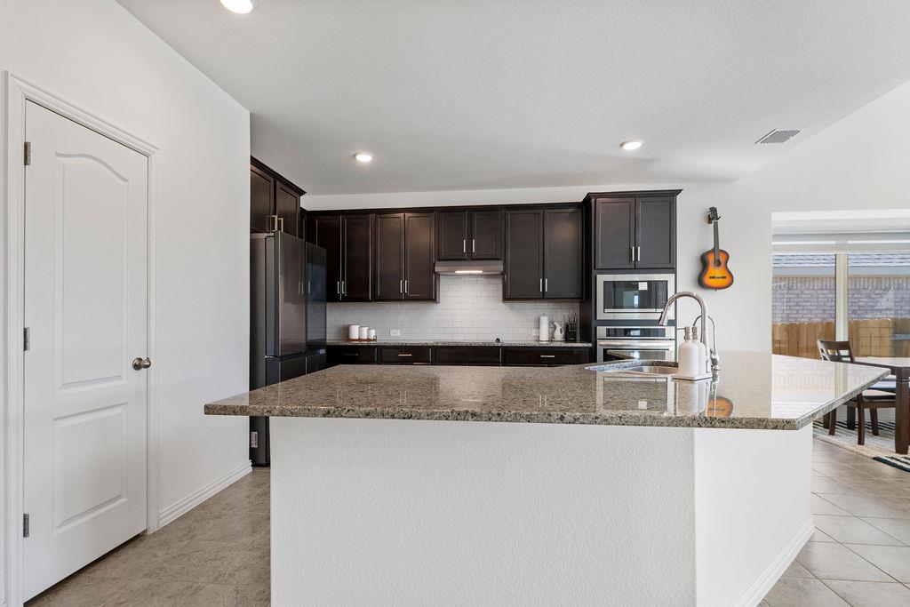 631 Breeze Hollow Lane Georgetown TX 78628