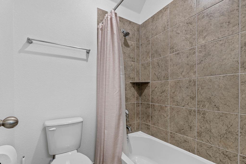 631 Breeze Hollow Lane Georgetown TX 78628