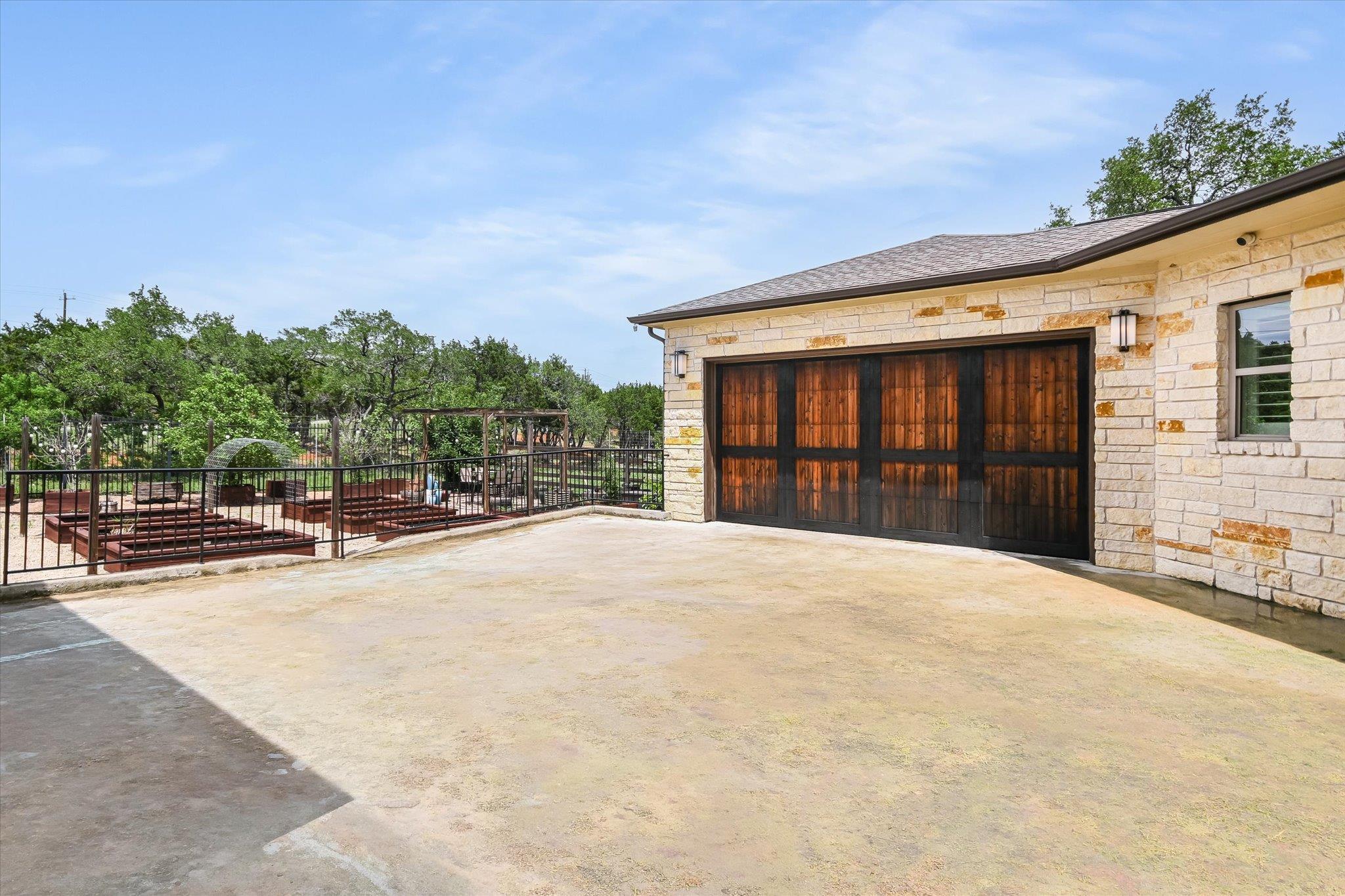 10809 Albero Cove Austin TX 78739