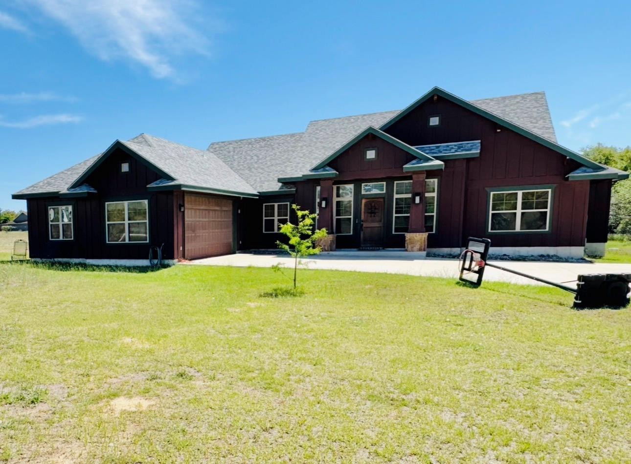 1094 Raintree Lane Elgin TX 78621