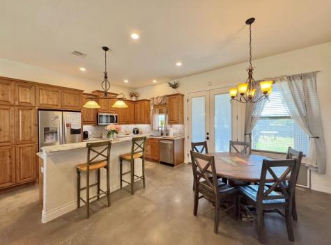 1094 Raintree Lane Elgin TX 78621
