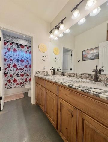1094 Raintree Lane Elgin TX 78621