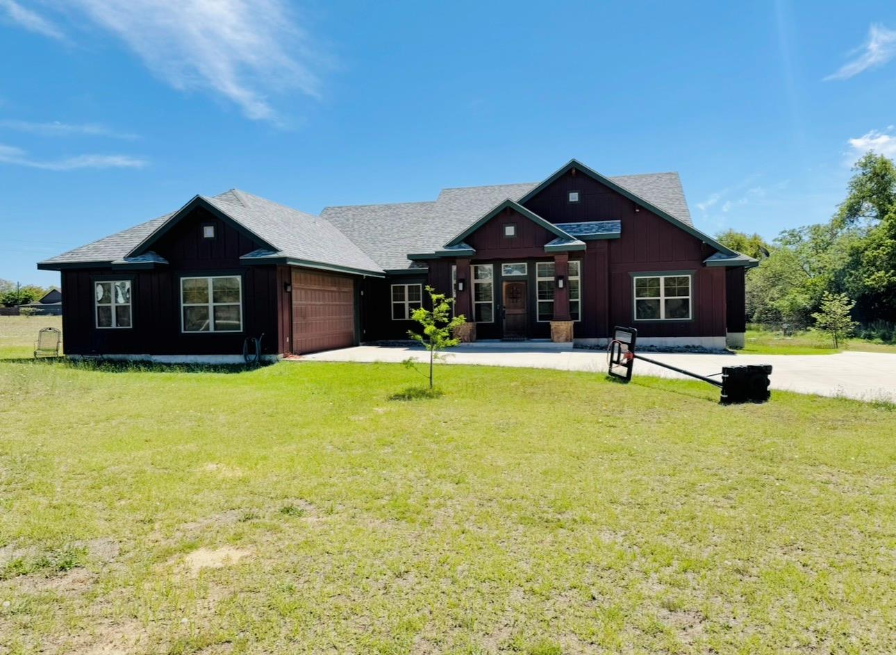 1094 Raintree Lane Elgin TX 78621