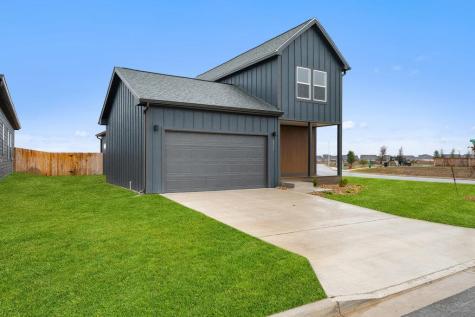 2025 Applewood Drive Lockhart TX 78644