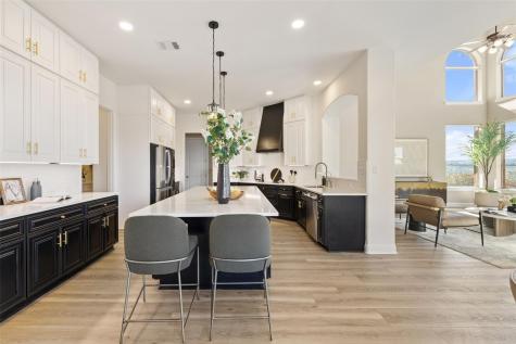 2702 Lakehurst Road Spicewood TX 78669