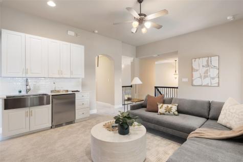 2702 Lakehurst Road Spicewood TX 78669