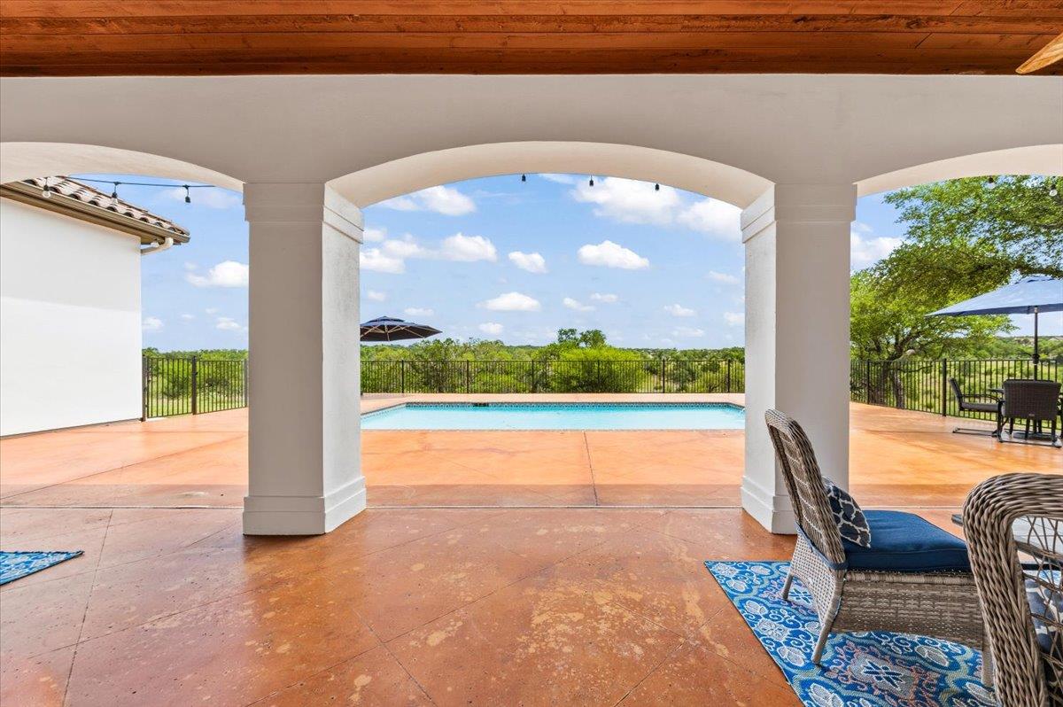 230 Dry Bear Creek New Braunfels TX 78132